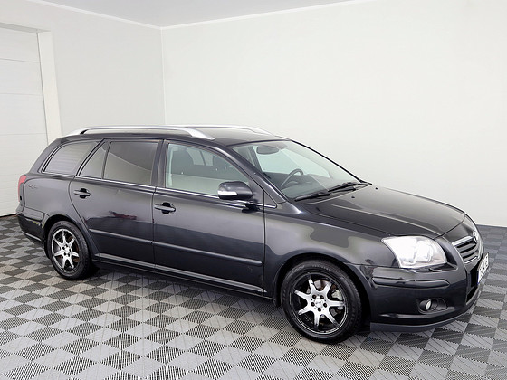Toyota Avensis Linea Sol Facelift ATM 1.8 95kW