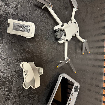 DJI Mini 4 Pro + пульт DJI RC 2 с экраном
