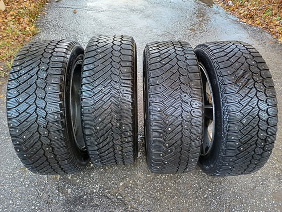 Зимние шины Continental 205/55/16 с дисками