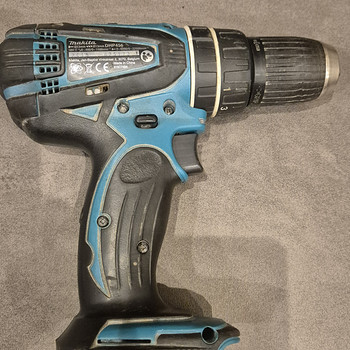 Müüa Makita akutrell DHP456z 18v Ilma aku ja laadija