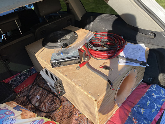 Subwoofer, võimendi, makk