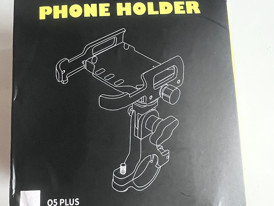 Telefoni kinnitus