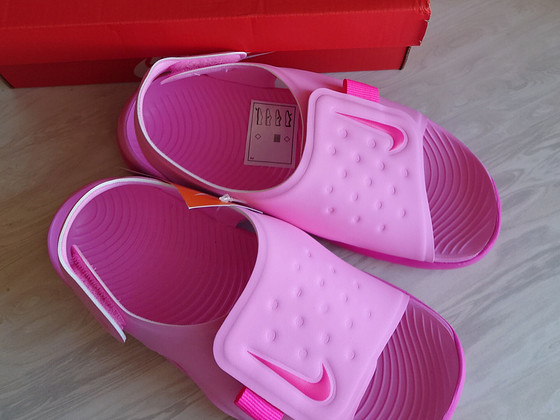 Новые детские сандалии Nike, 34/35