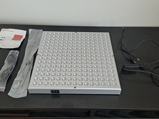 Punase valguse teraapialamp 660 nm+850 nm