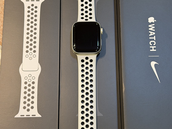 Apple Watch 6 44mm Nike Edition