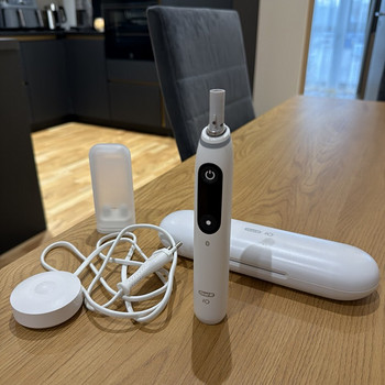 Oral-B iO 8 valge elektriline hambahari