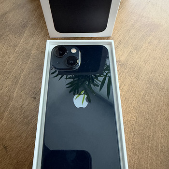 iPhone 13 mini