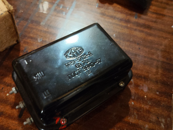UUS originaal relee-regulaator PP380 (Lada / VAZ 2101-2106)