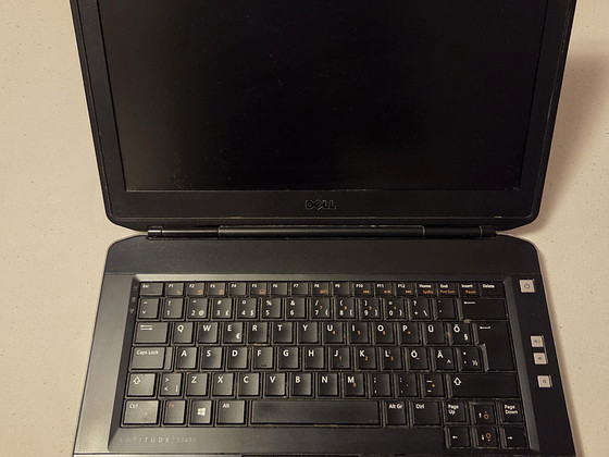 Ноутбук DELL