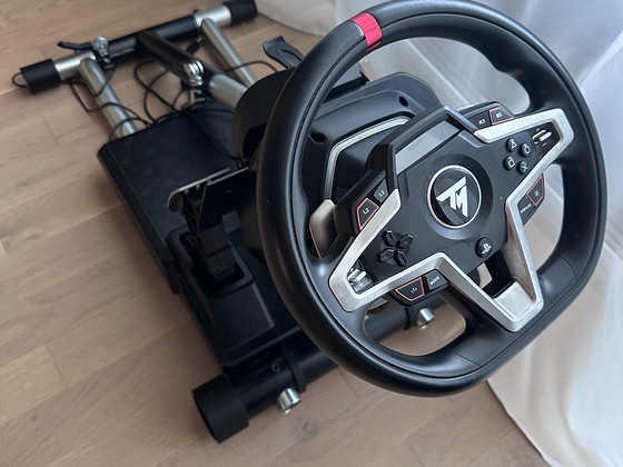 Thrustmaster T248 + wheel stand pro