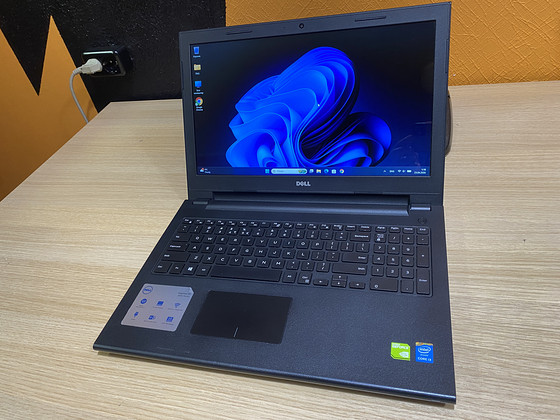 Dell Inspiron 15 3542