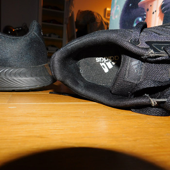 Женские кроссовки Adidas, р. 39