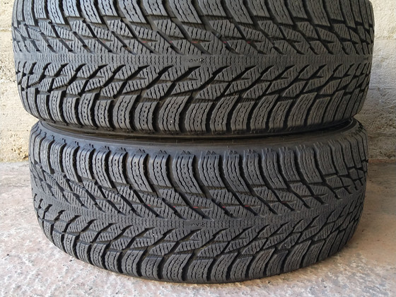 235/55R19 Nokian Hakkapeliitta R3 SUV M+S(7,5-8mm)