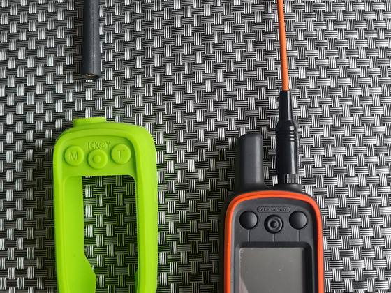 Garmin alpha 100