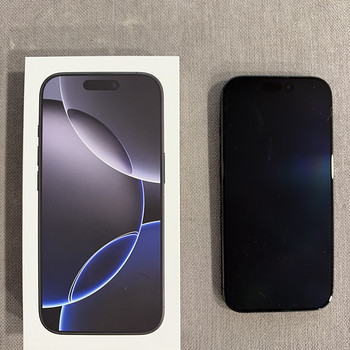 iPhone 16 pro 128 gb