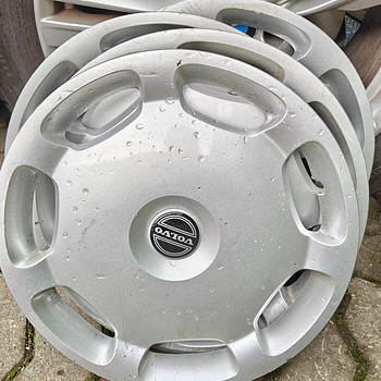 Ilukilbid 15". Volvo