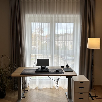 Desktronic HomeOne электрический стол с регулировкой высоты — 140 × 70 см