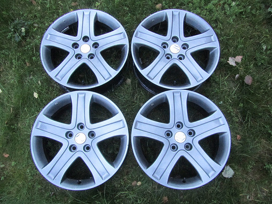 Suzuki Grand Vitara R17 5x114.3 originaal veljed