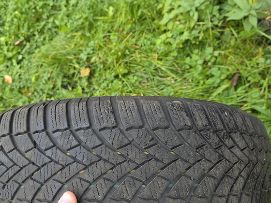Зимние шины Bridgestone на штампованных дисках