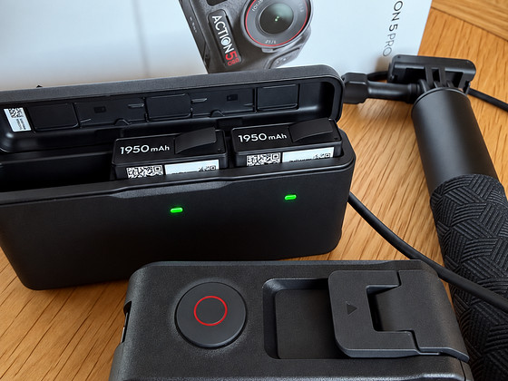 DJI Osmo Action 5 Pro Adventure Combo