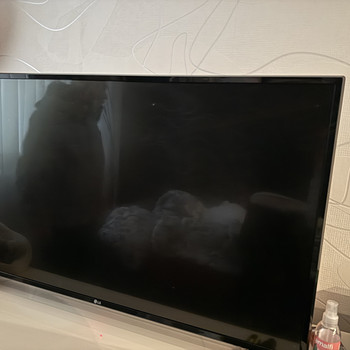 Продается телик LG