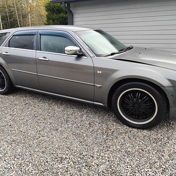 Chrysler 300C varuosi 3.0 160kw diisel