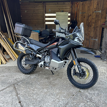 CFmoto 800MT-X