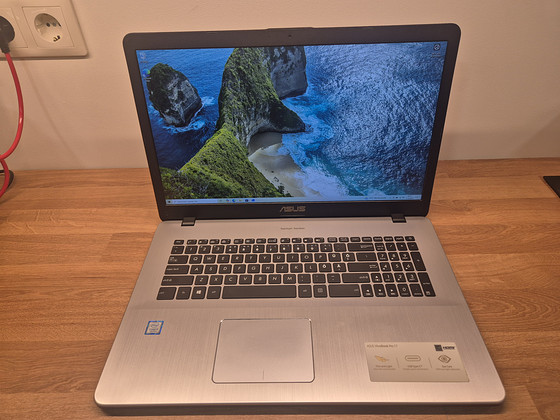 ASUS VivoBook Pro 17