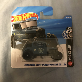 Hot Wheels Treasure Hunt