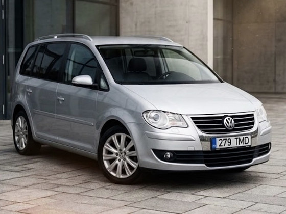 2010 volkswagen touran 1.9 TDI