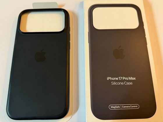 Чехол для Apple iPhone 17 Pro Max с MagSafe