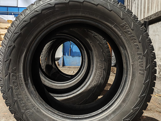 Hankook 265/60/18 Шипованные шины
