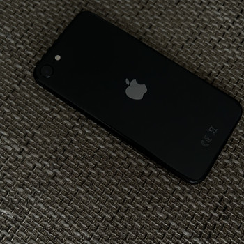 iPhone SE 2020