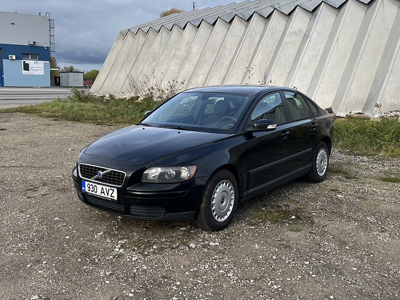 Volvo S40