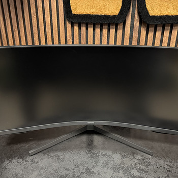 Samsung Odyssey G5 34″ – 165 Hz, 3440 × 1440