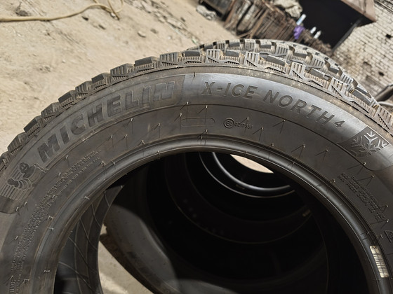 Michelin X-ICE North 4 215/65/17