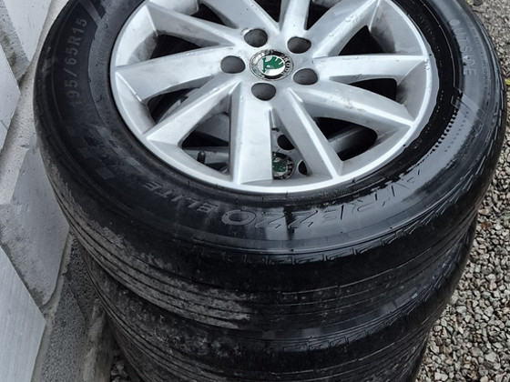 Müüa valuveljed r15.