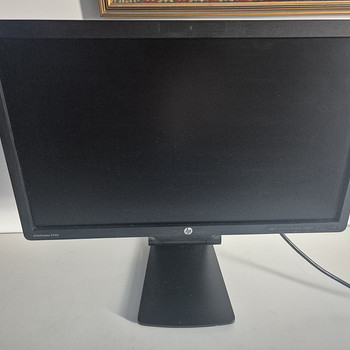 HP EliteDisplay E221c 21,5′′ Full HD IPS monitor