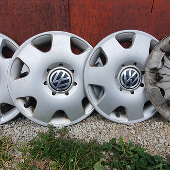 Volkswageni originaalsed ilukilbid 14" velgedele
