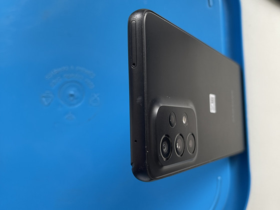 Мобильный телефон - Samsung A33