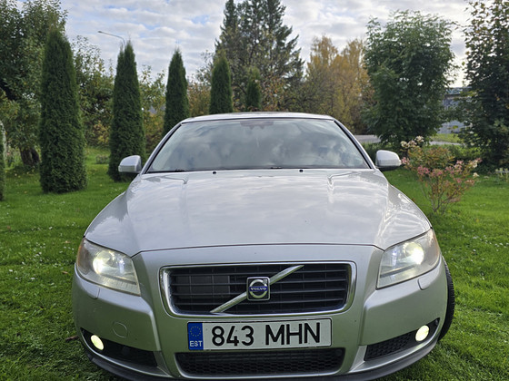 VOLVO S80 AWD