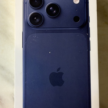 iPhone 17 Pro, тёмно-синий, 256GB Model A3523