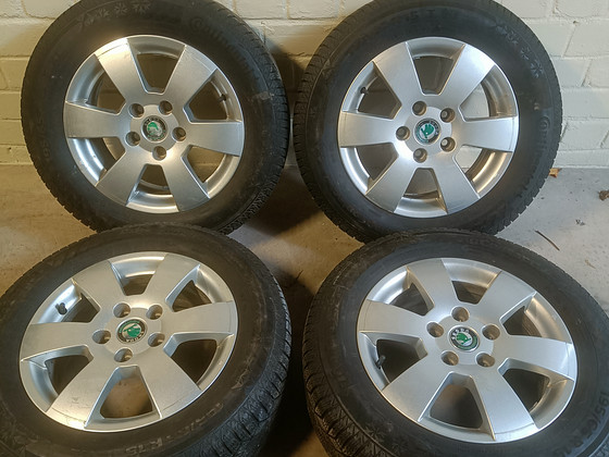 15" диски Skoda с шинами