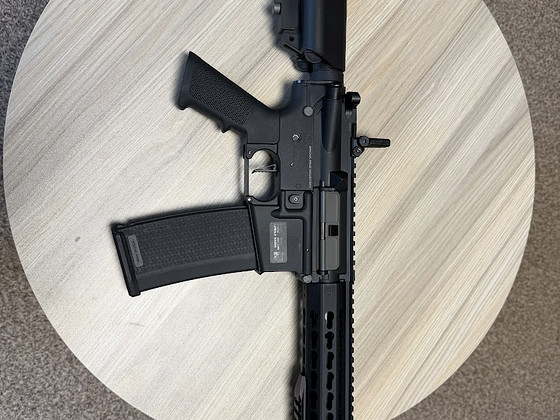Почти новый airsoft-автомат Specna Arms SA-C07 CORE HAL ETU
