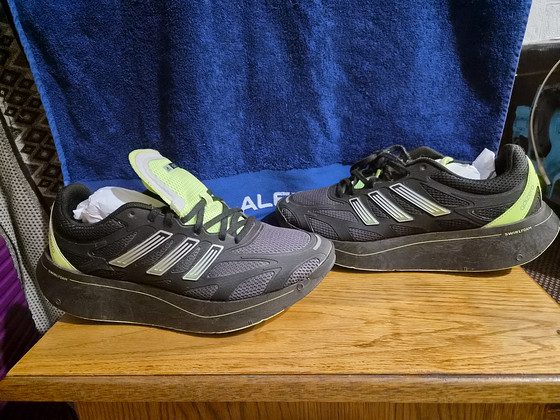 Кроссовки Adidas