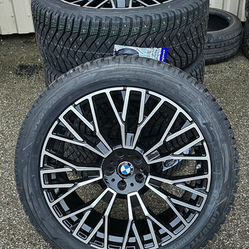 Диски R21 5x112 BMW x5 x6 x7 g05 g06 g06, новый комплект