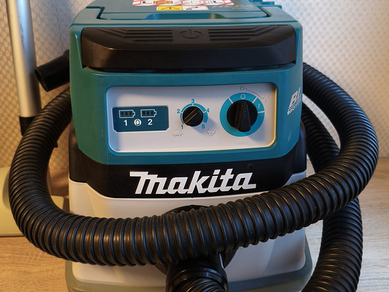 Makita tolmuimeja DVC863LZ akutolmuimeja