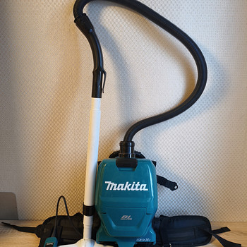 Makita tolmuimeja DVC260 ZX seljakott akutolmuimeja