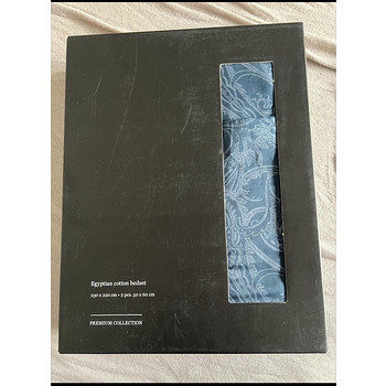 Voodipesu komplekt