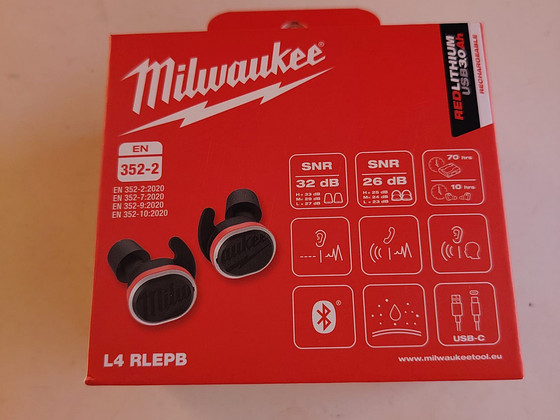 Наушники Milwaukee